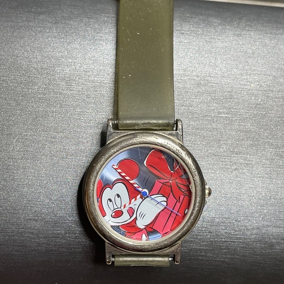 vintage mickey mouse watch Christmas Present Blue & Red Original Band japan movt - Picture 5 of 6
